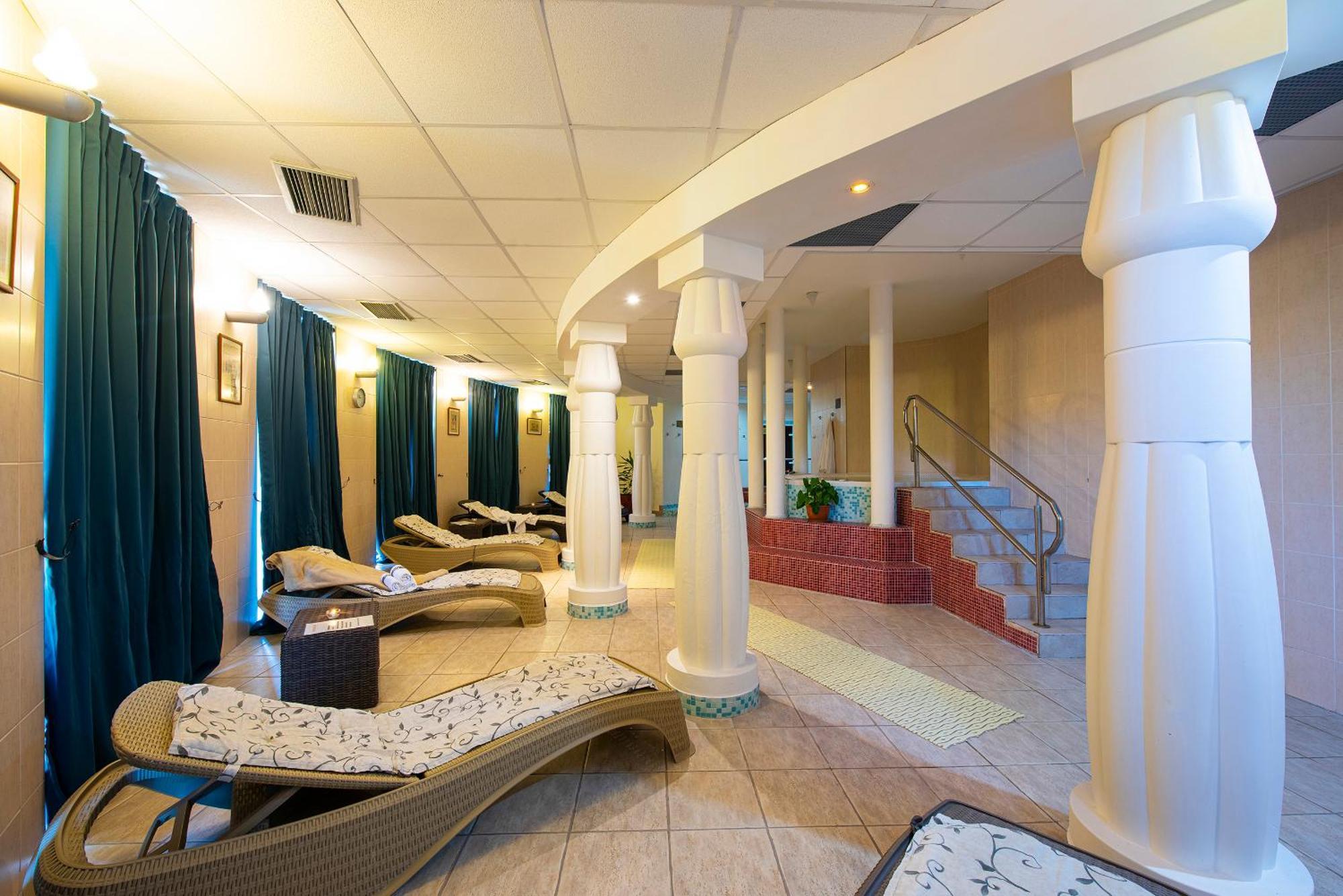 President Hotel Montfort Ždiar المظهر الخارجي الصورة